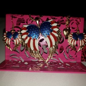 Red White Blue Winged set